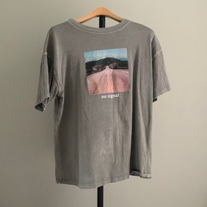 oversized distressed graphic tee